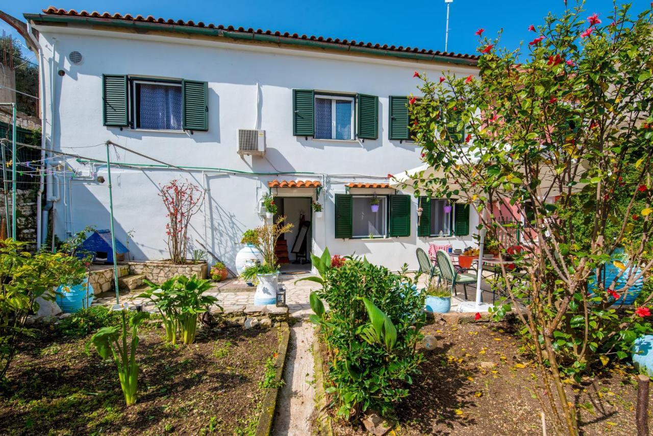 Garden Home Gaios Exteriér fotografie